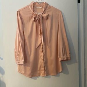 Chic Blush Blouse with Bow Accent